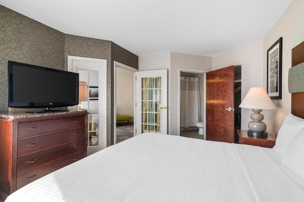 Roundhouse Hotel