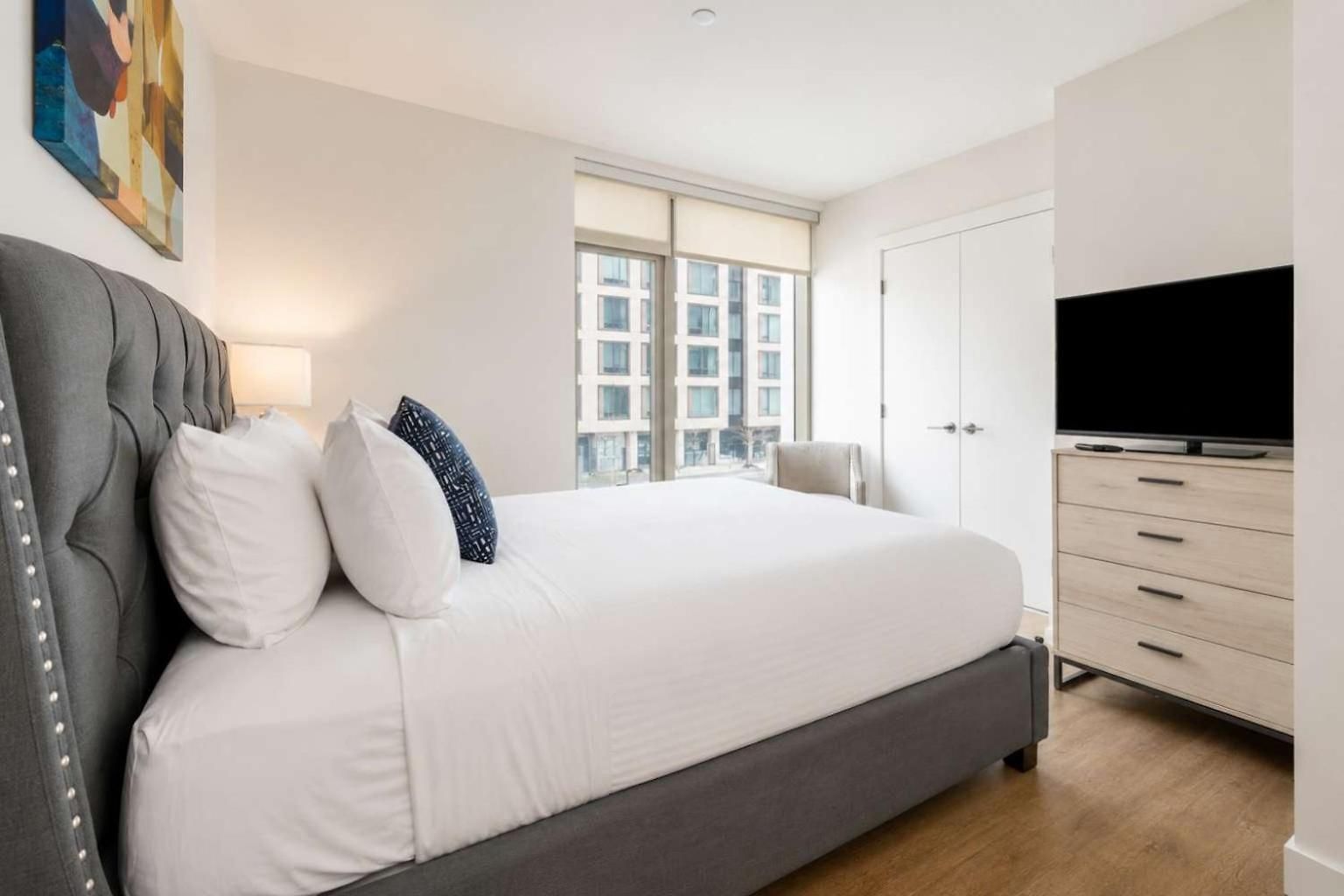 Apartment Full Private Downtown Seaport *