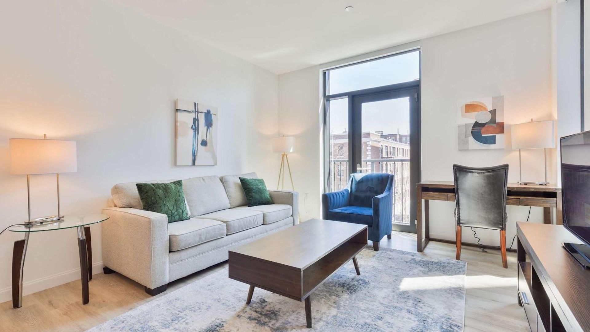 Apartment Gorgeous With Kitchen With Gym *