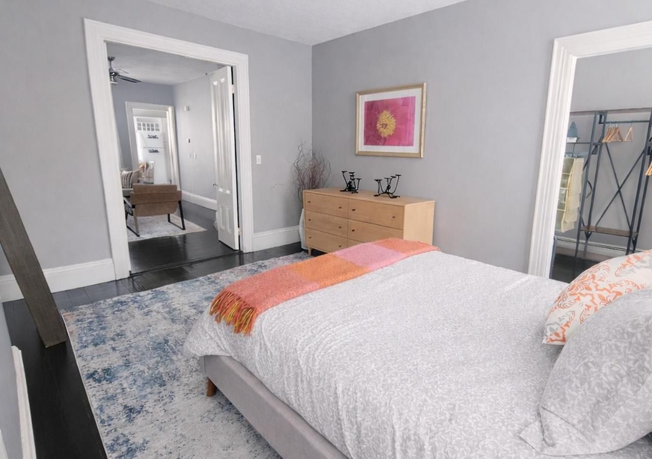 Charlestown Gem Apartment *