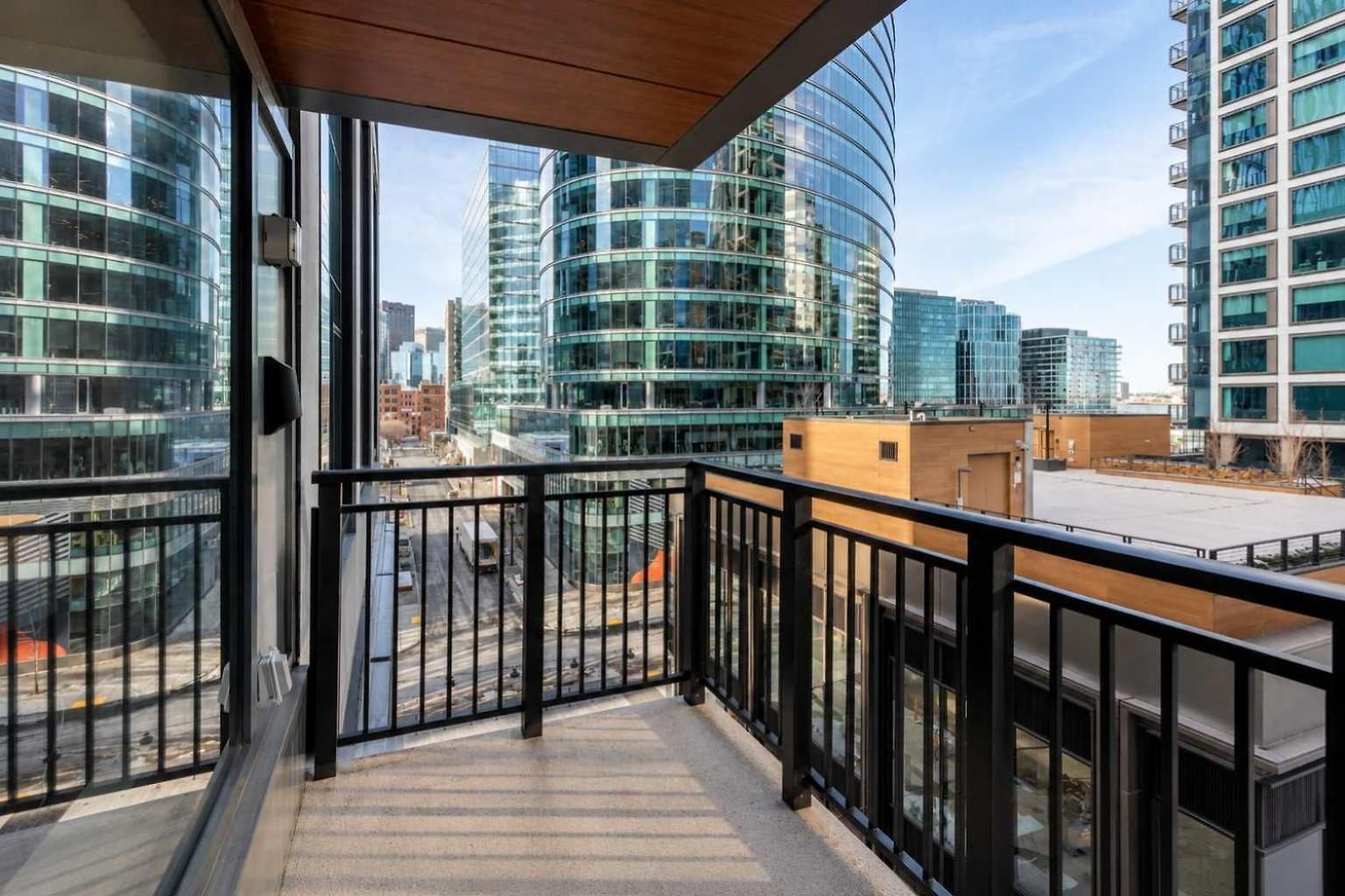 Full Private Downtown Seaport Apartment *