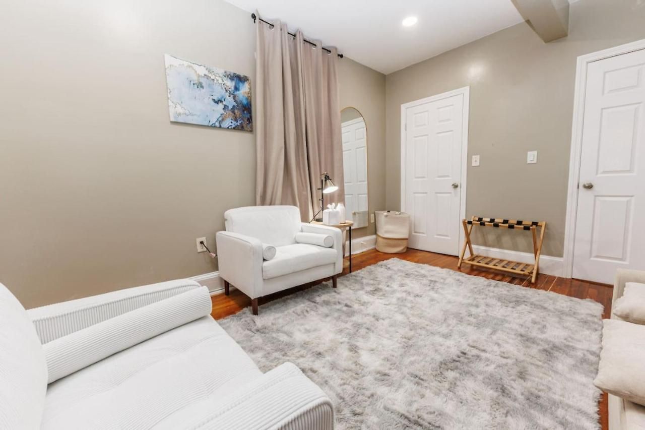 Apartment In-unit Laundry Your Family And Friends Space