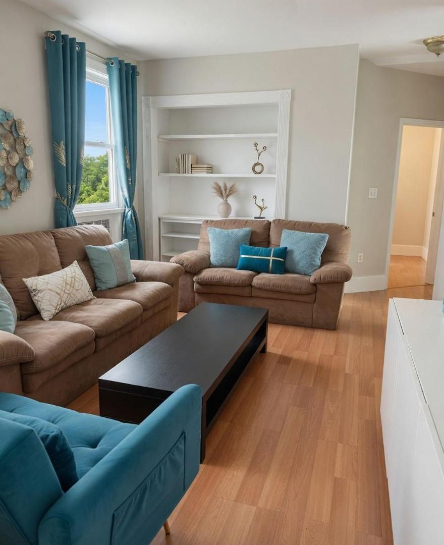 Spacious 4br Near Subway, Sleeps 8per Easy Access To Downtown *