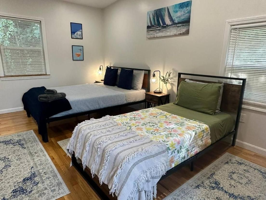 -no16- Extra Spacious In A House - 10 Min To Line T Station & College - Centrally Located At Brighton * Boston
