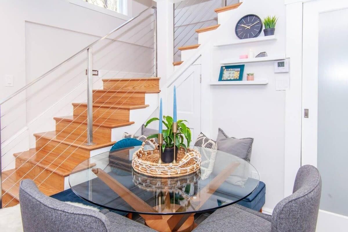 Cozy Near T Boston