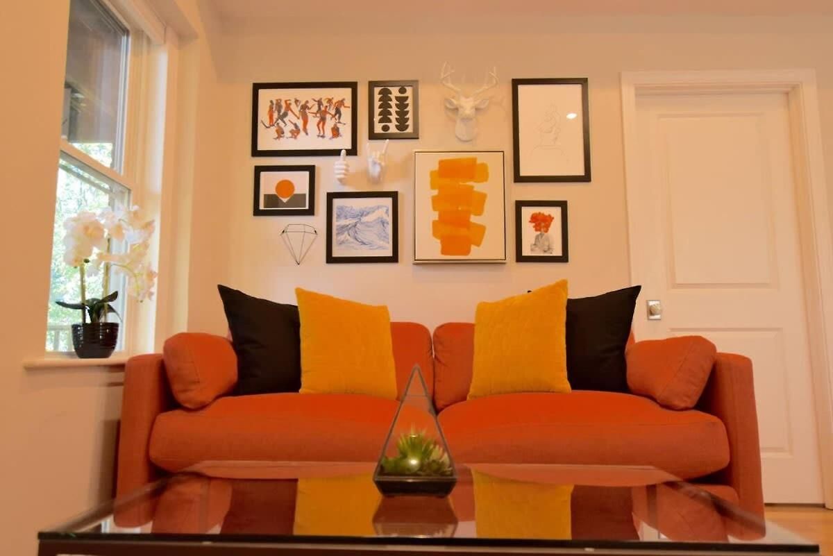 Stylish Comfortable Luxury Near T Holiday home *
