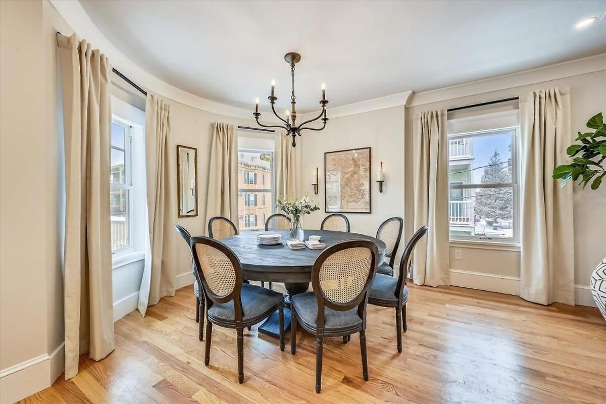Spacious New Renovation Near T Holiday home Boston