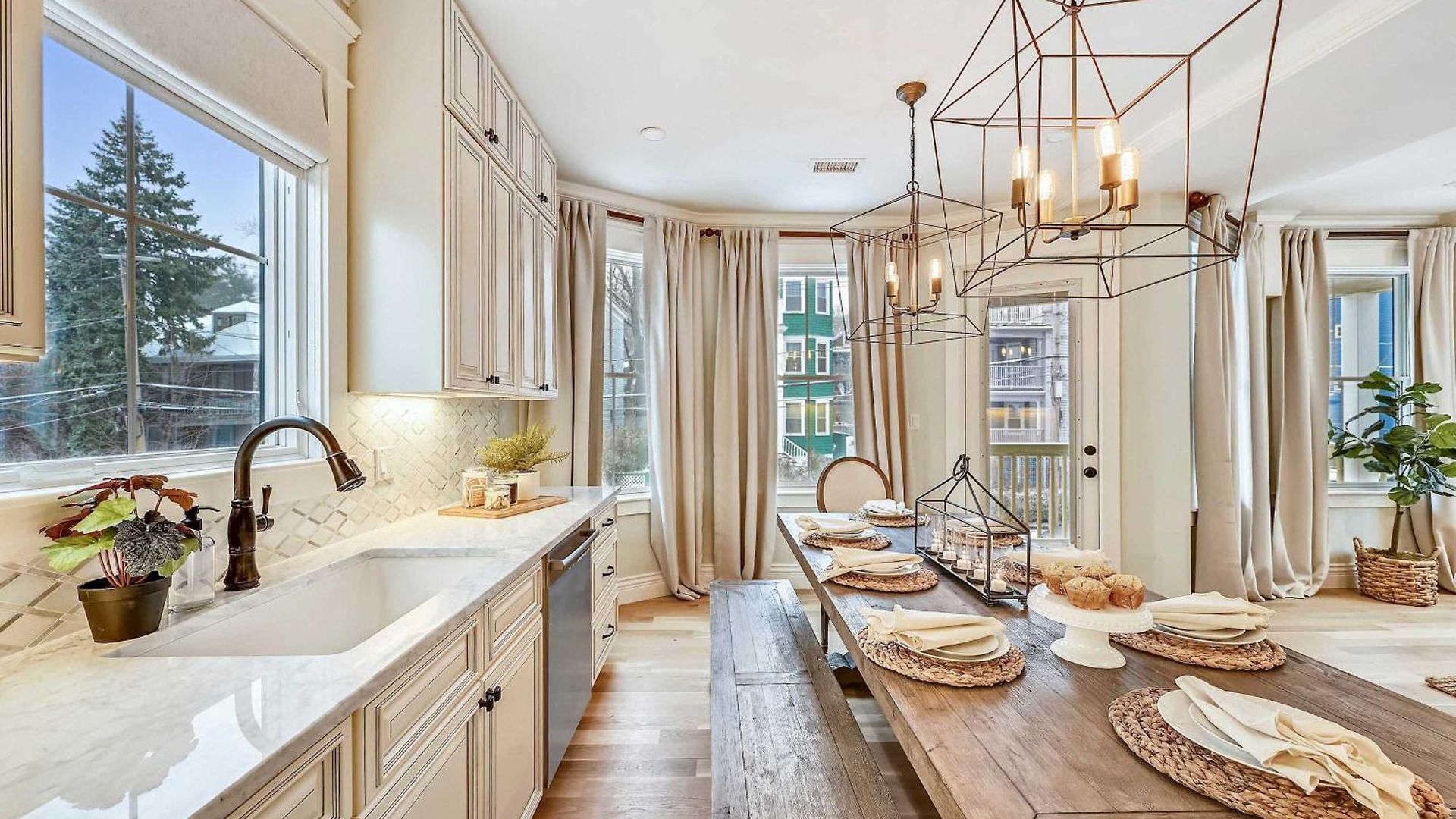 Contemporary Farmhouse-style Retreat Near T *