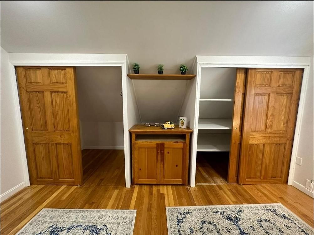 Homestay -no17- Comfy Private In A House - Walking Distance To College And Line T Station - Centrally Located At Brighton