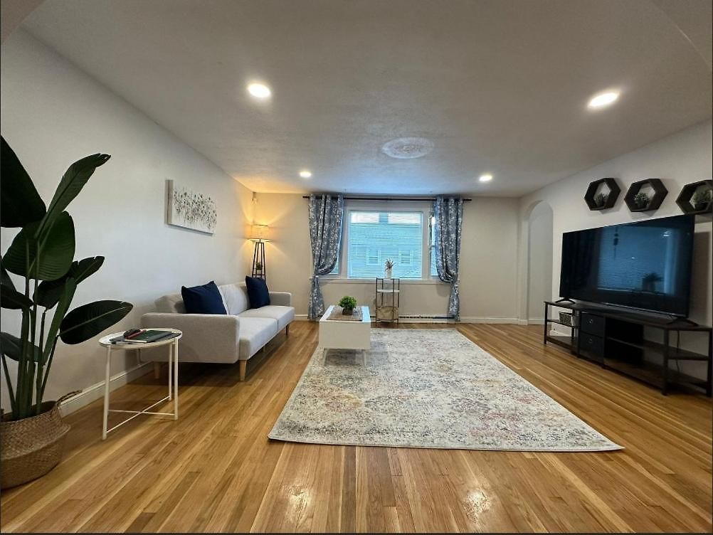 -no16- Extra Spacious In A House - 10 Min To Line T Station & College - Centrally Located At Brighton Homestay Boston