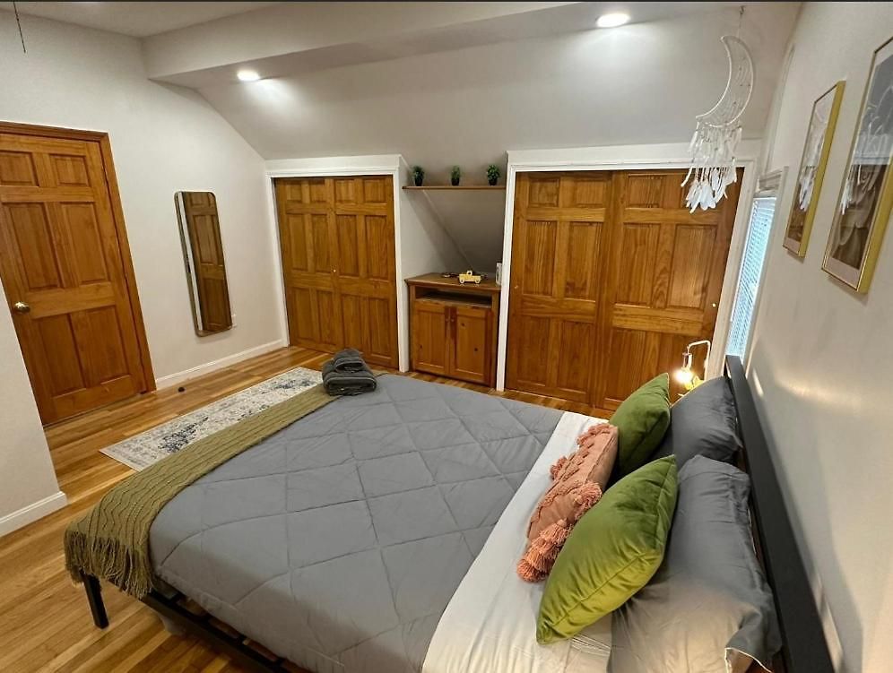 -no17- Comfy Private In A House - Walking Distance To College And Line T Station - Centrally Located At Brighton * Boston