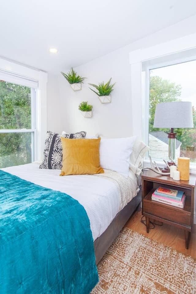 Cozy Duplex Near T Holiday home Boston
