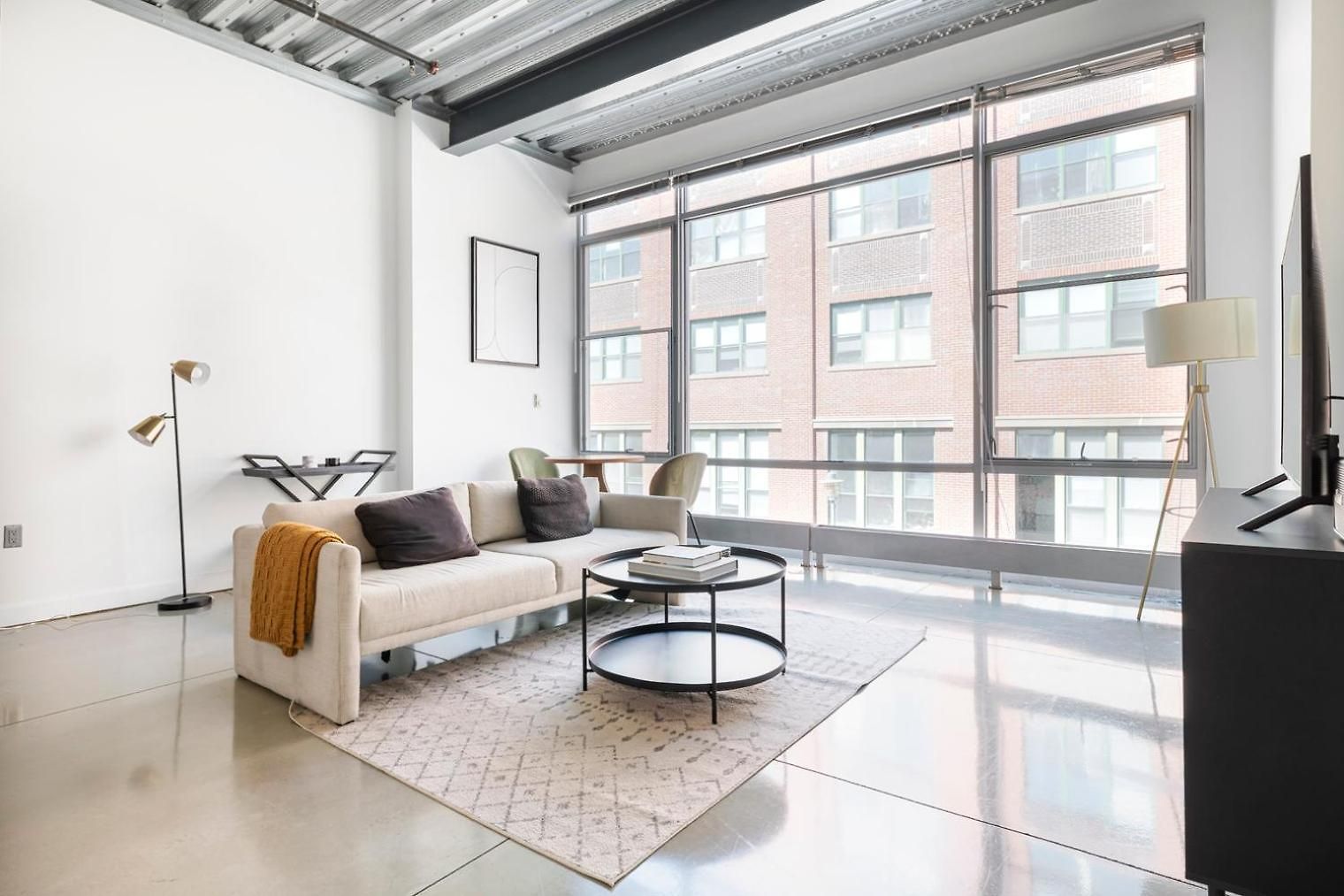 Blueground Square Fitness Center Nr Harvard Bos-1248 Boston