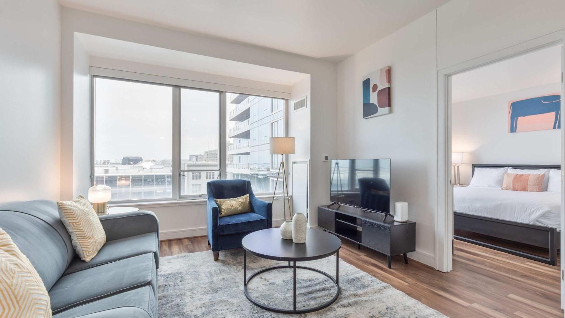 Modern Heart Of Seaport Apartment *