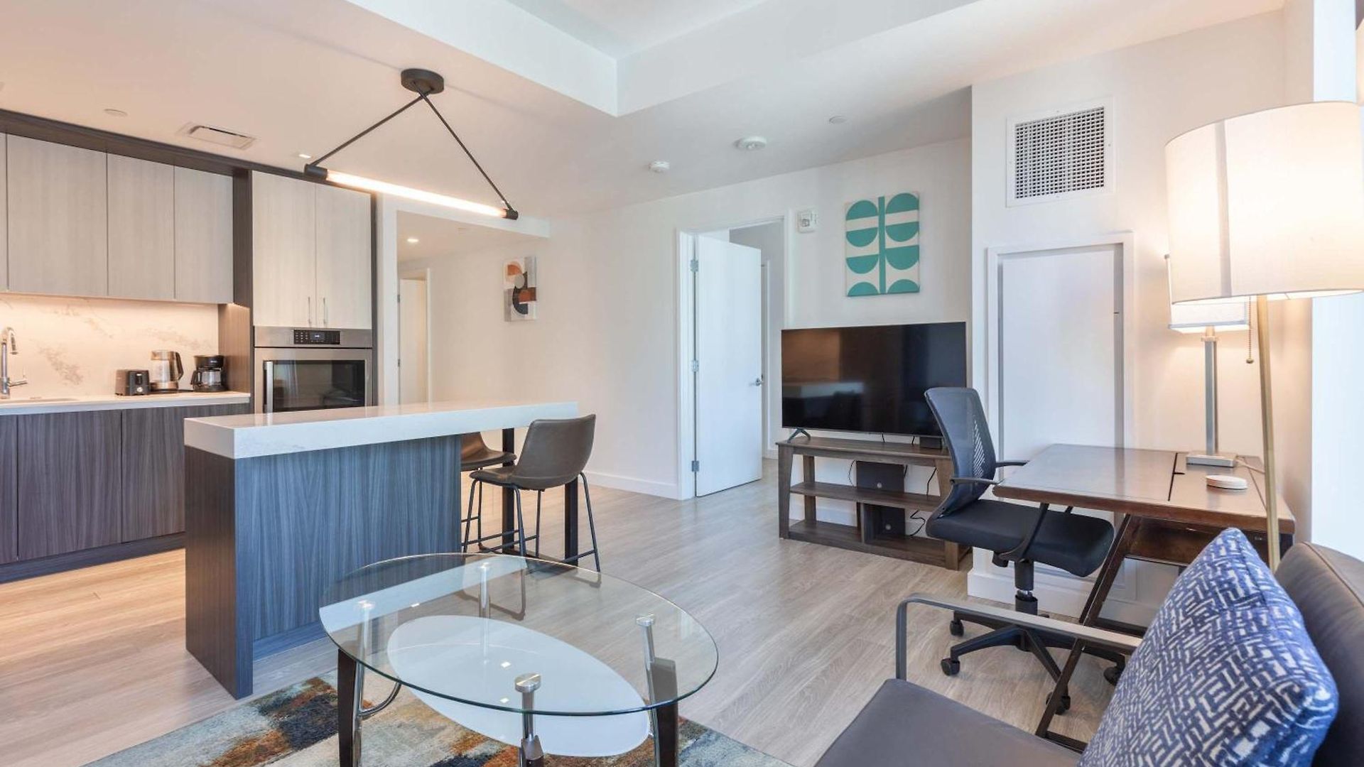 Apartment Seaport Retreat - Rooftop Pool & Gym Boston