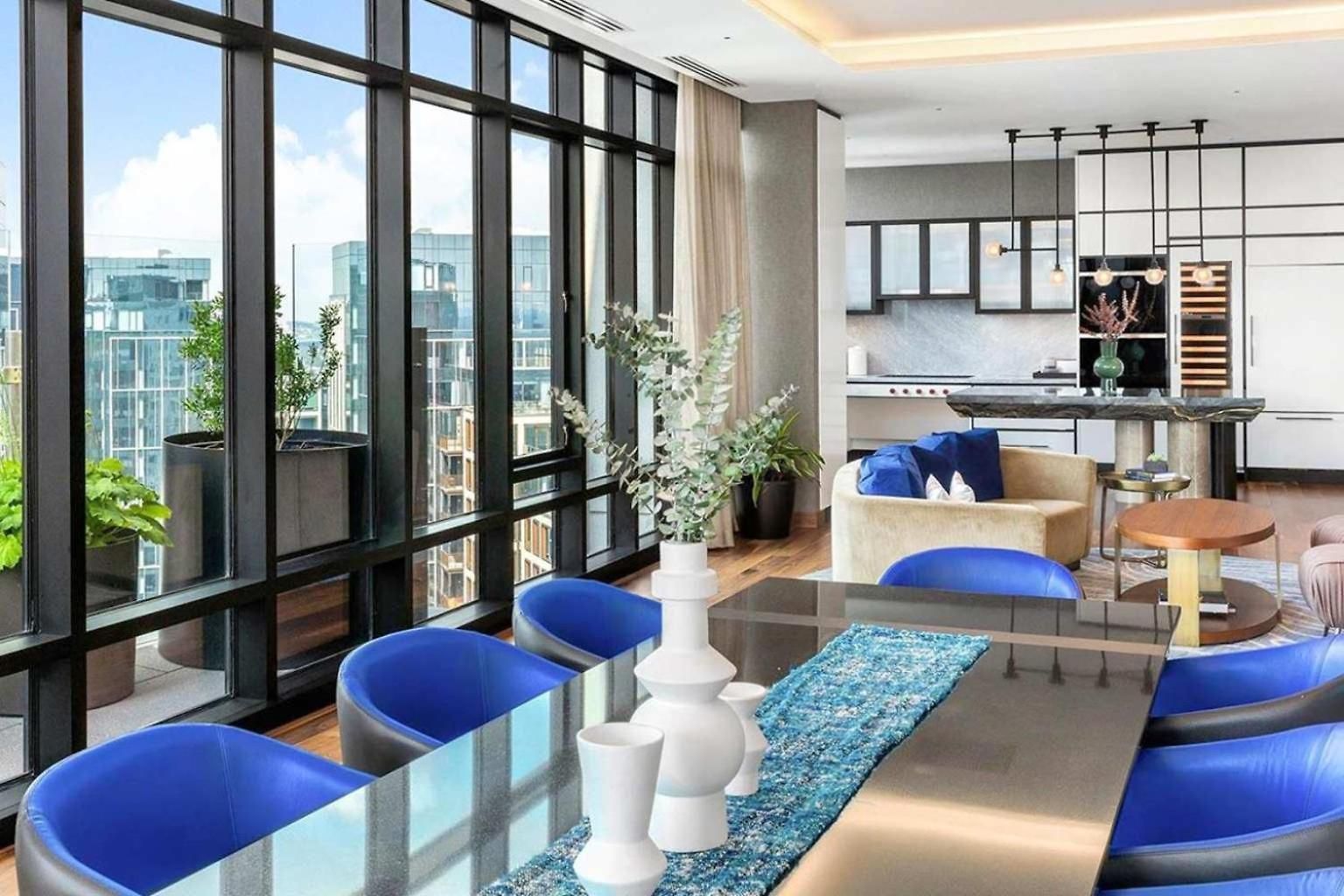 Luxury Seaport Rooftop & Pool