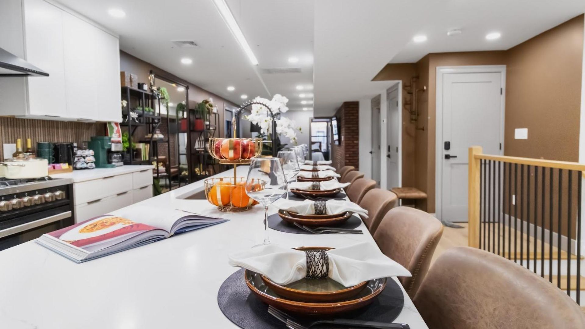 North End 2-story Penthouse | Prime Location Apartment
