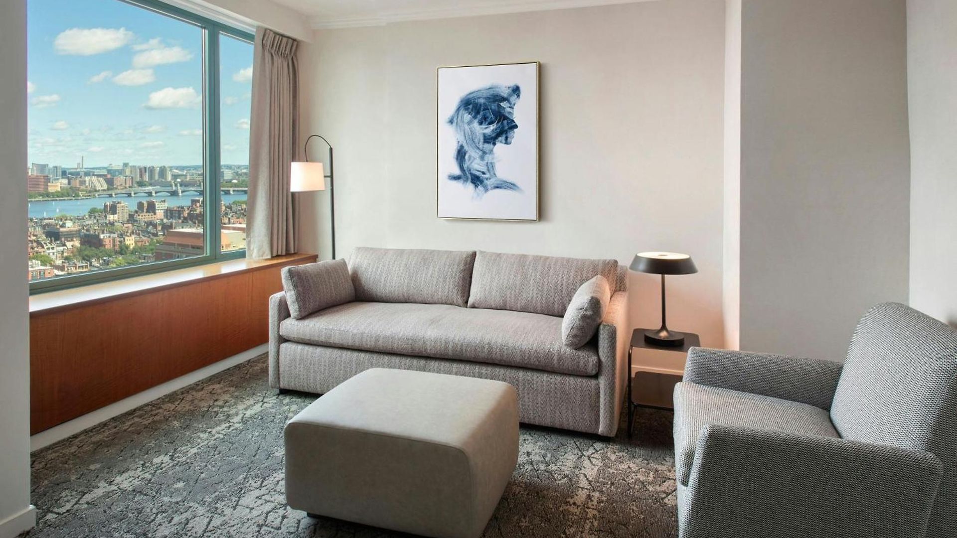 Sheraton Hotel 4*