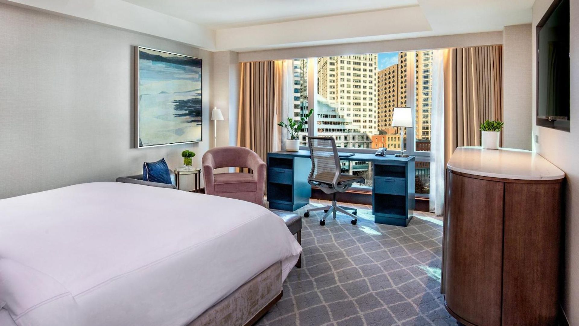 Intercontinental By Ihg Hotel 5*