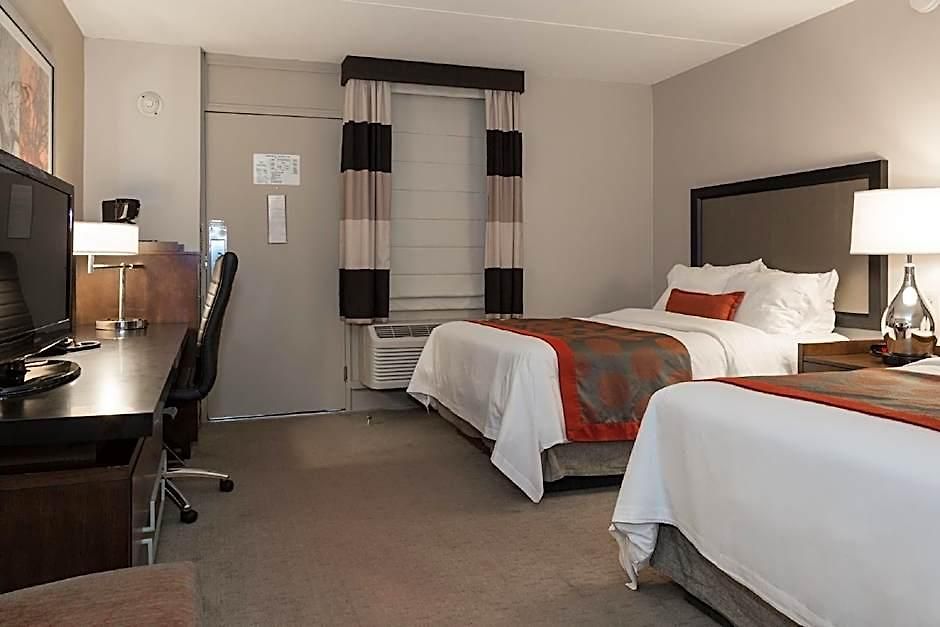 Ramada By Wyndham Hotel 3*