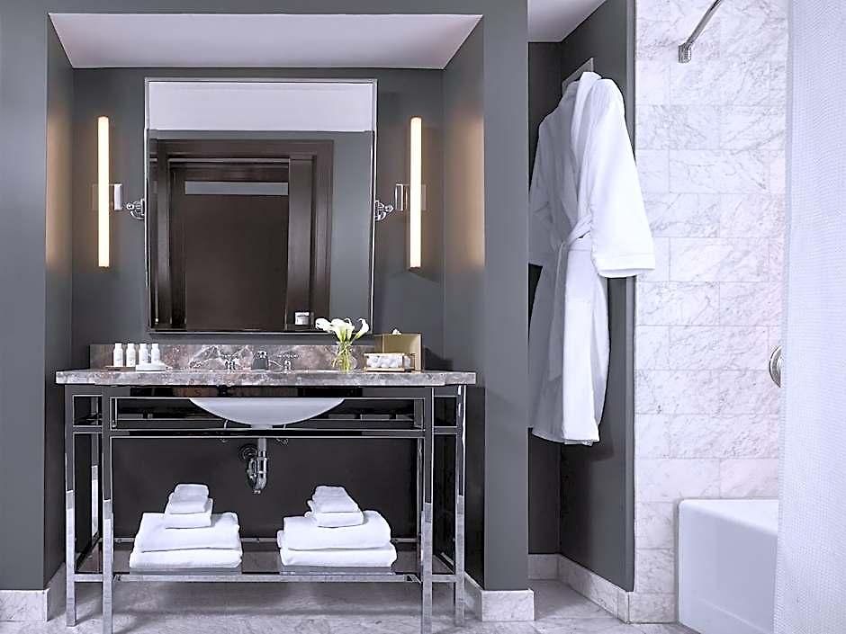 Hotel Aka Common 4*