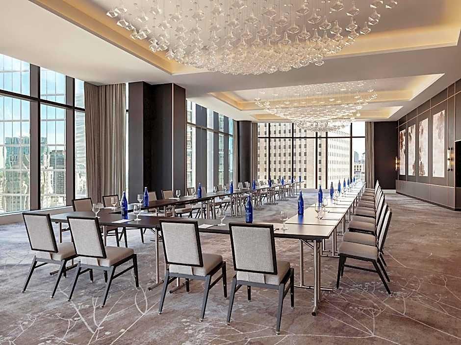 Common Hotel Boston