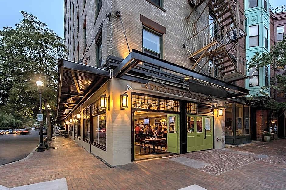 Staypineapple, A Delightful Hotel, South End 4*