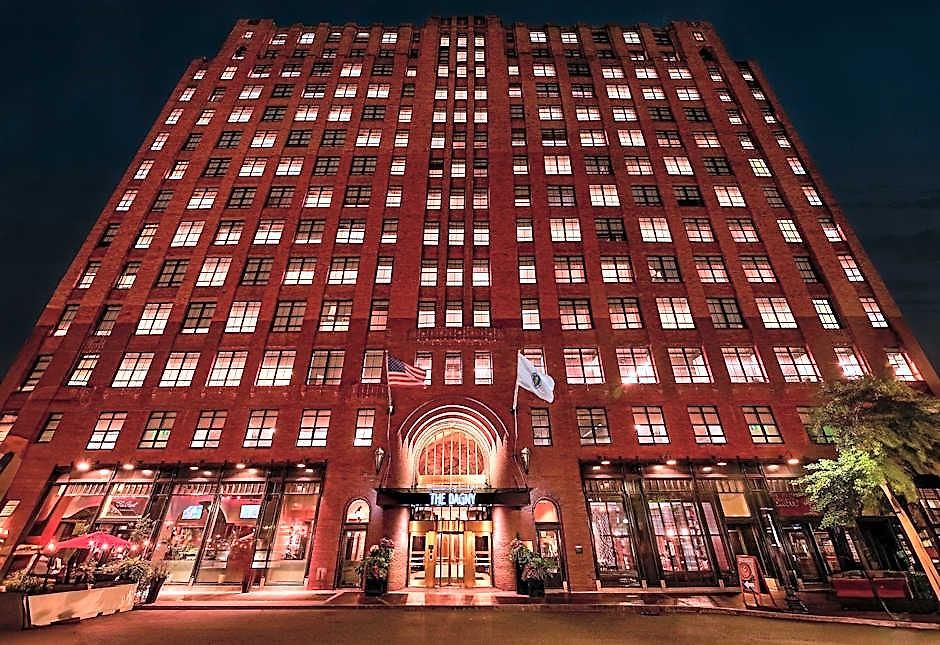 The Dagny 4*