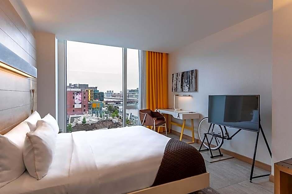 The Envoy Hotel, Autograph Collection 4*