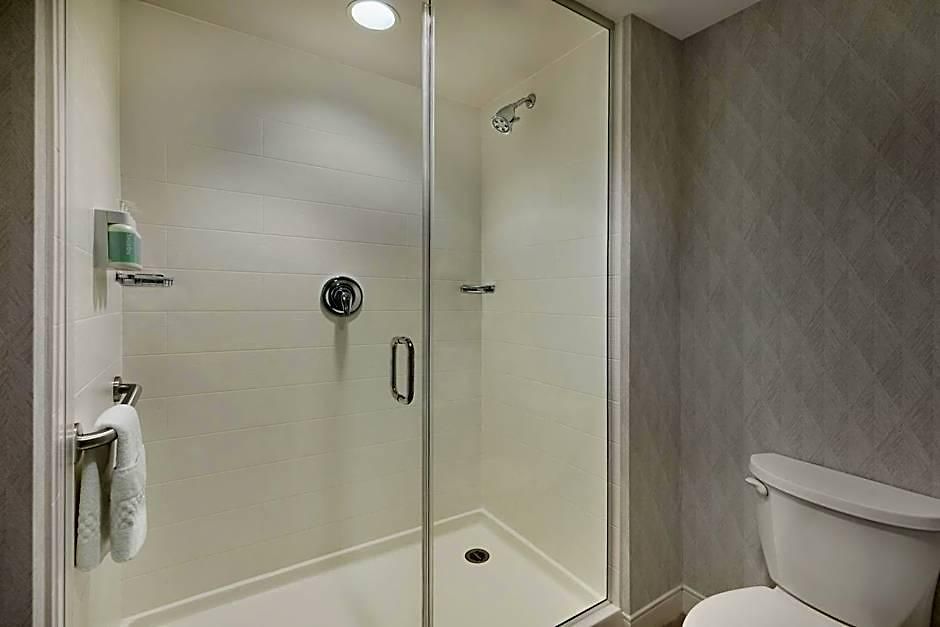 Hotel By Marriott Back Bay/fenway 3*