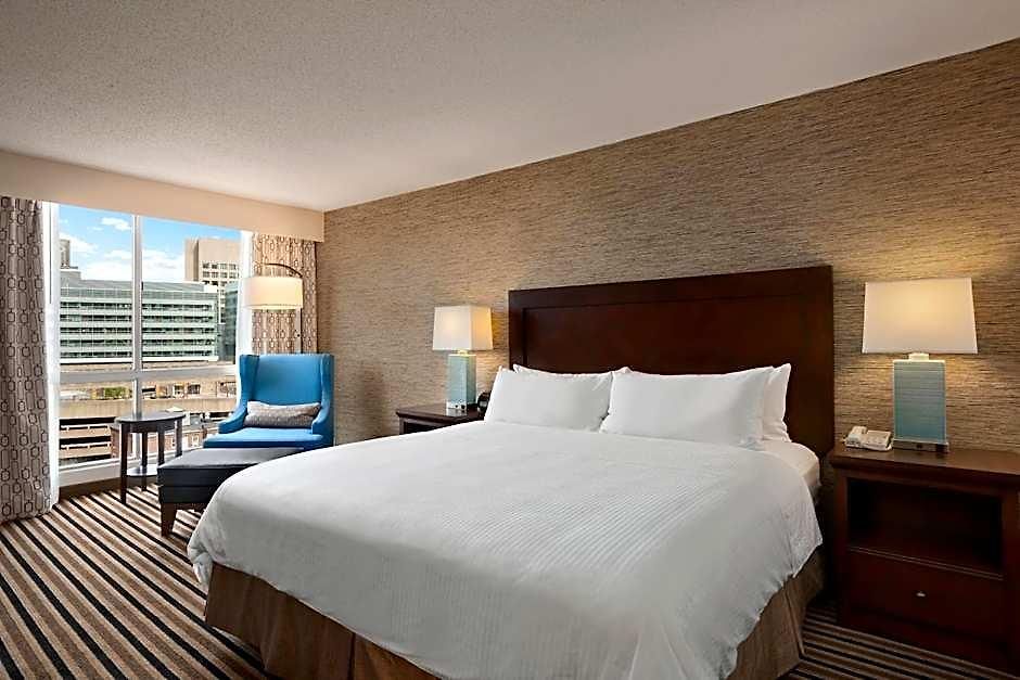 Hotel Wyndham Beacon Hill 4*