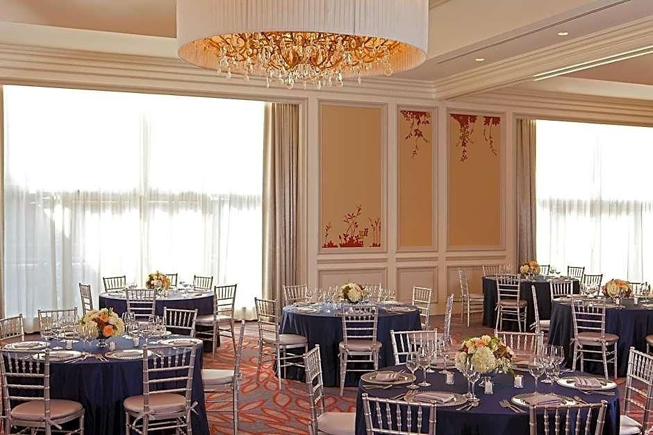 Hyatt Regency Hotel 4*