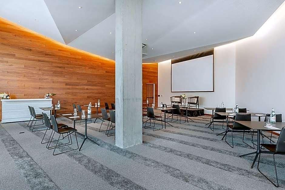 Cambria Downtown - Seaport 4* Boston