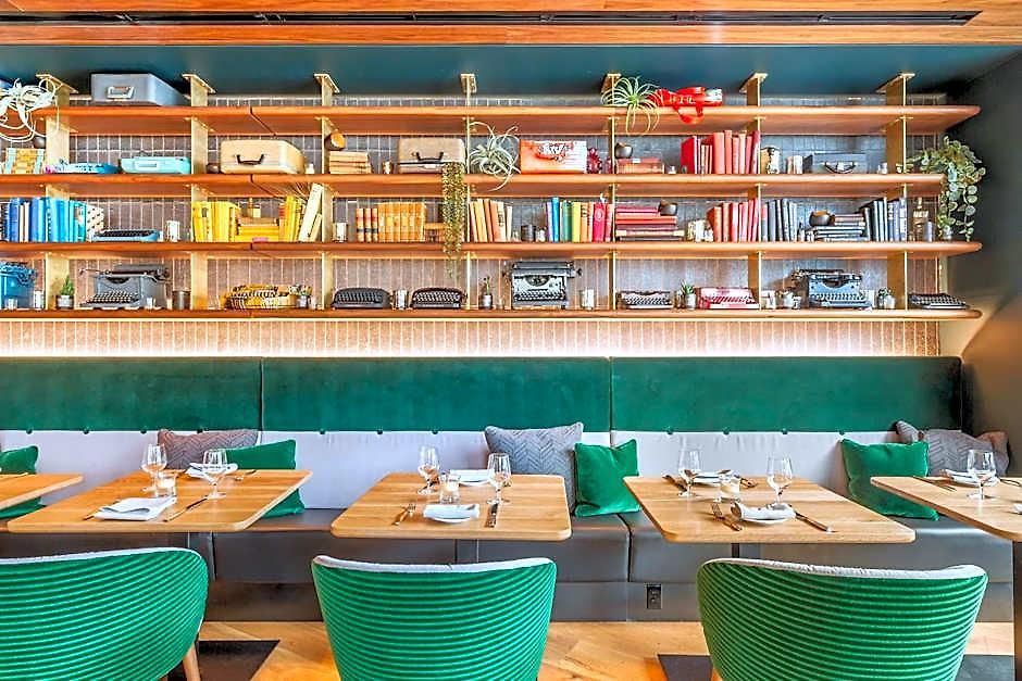 Cambria Downtown - Seaport Hotel Boston