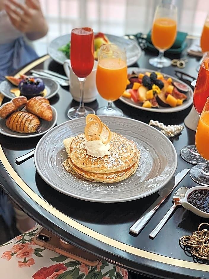Four Seasons One Dalton Street, 5* Boston