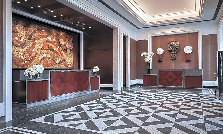 Four Seasons One Dalton Street, 5* Boston