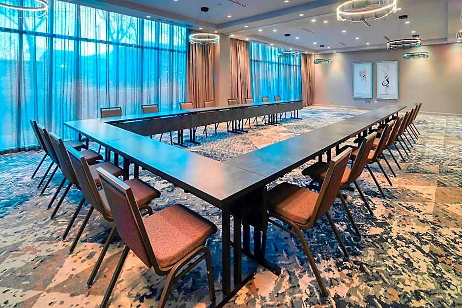 Hotel Downtown/south End 3*