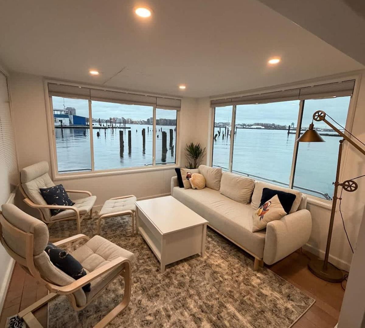 Holiday home Endless Summer Oceanside Views Boston