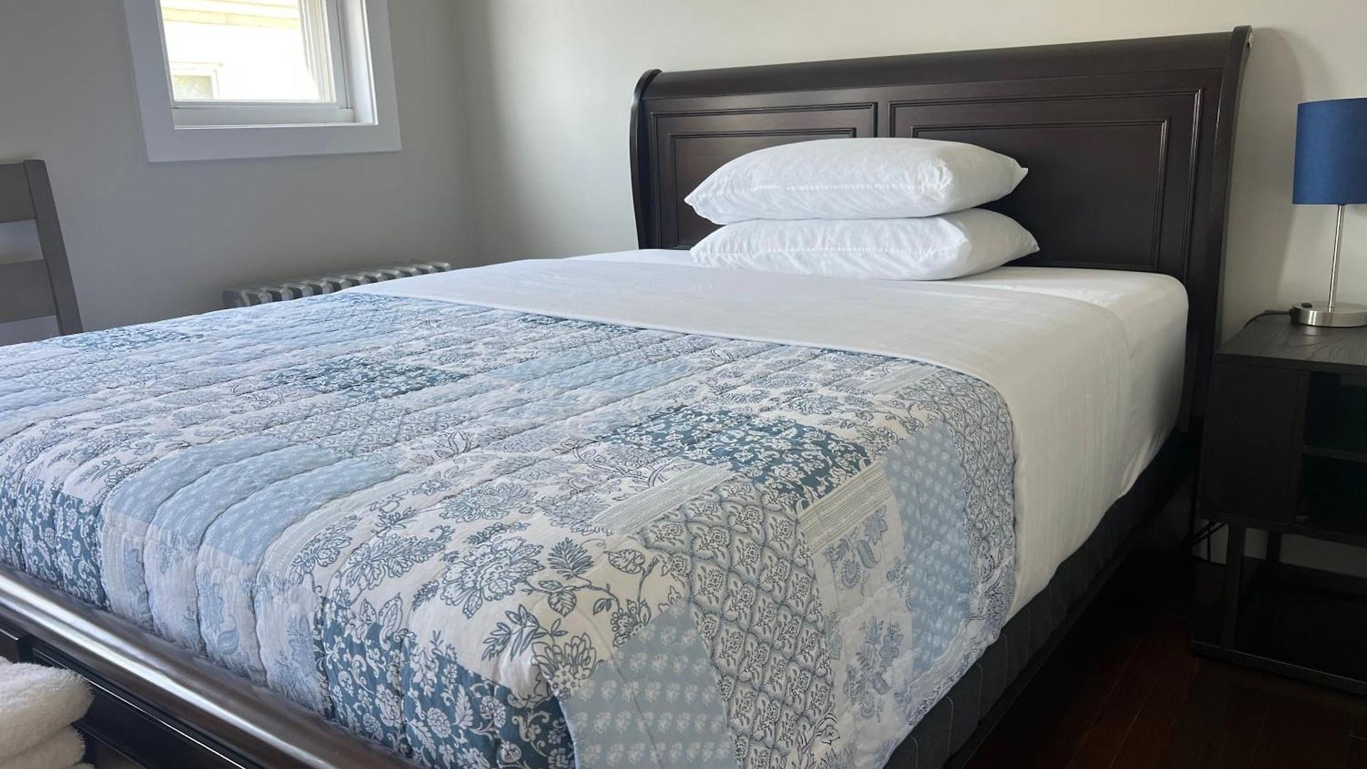 Airport And Guest house 4*