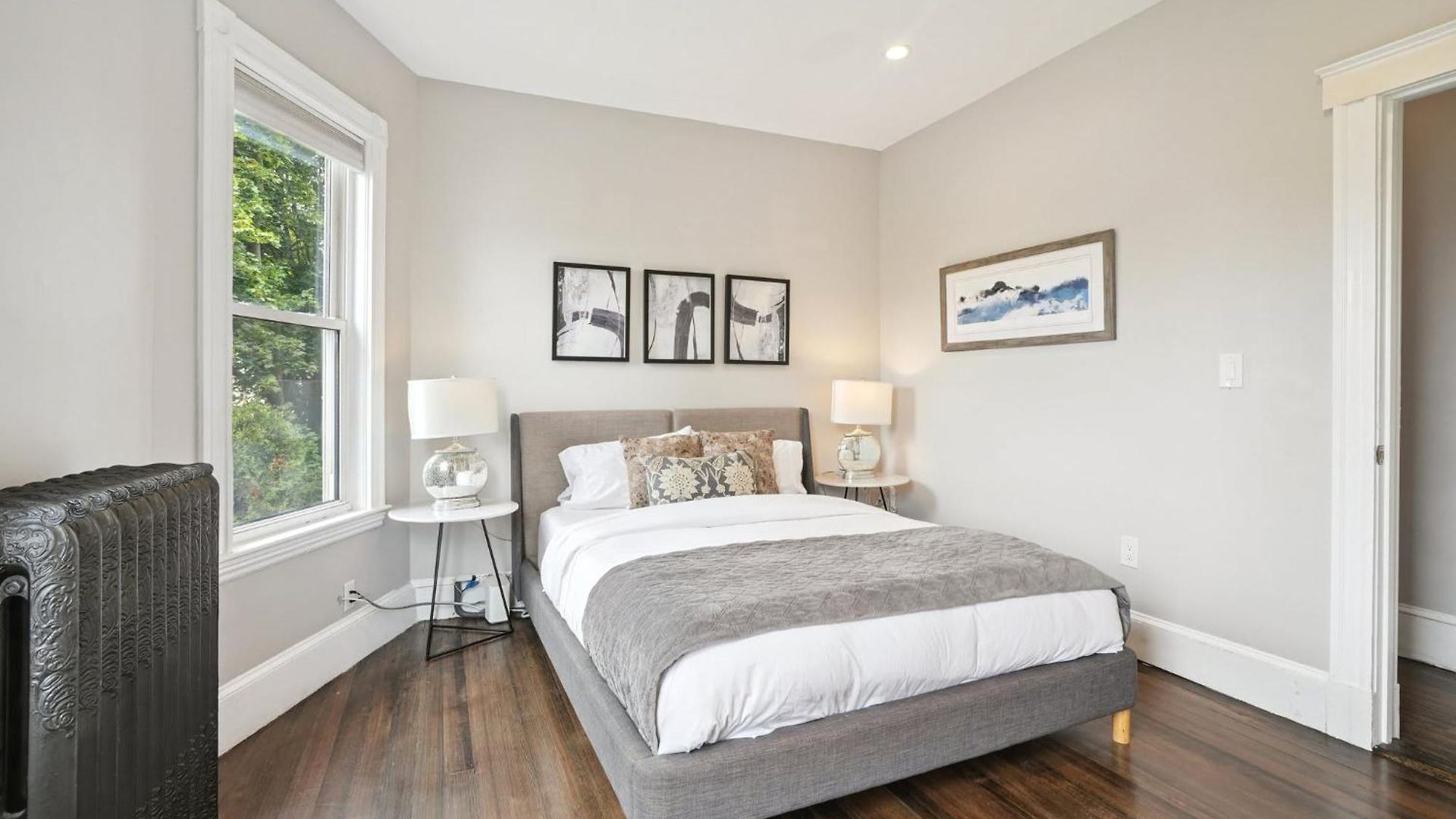 Contemporary Duplex Near The T *