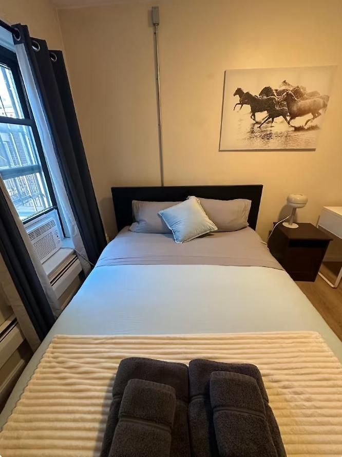 Homestay -no3c- Private In A Cozy - Steps To T Orange Line & Medical Center - South End Near Downtown *