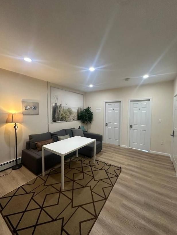 -no3a- Private In A Cozy - Steps To T Orange Line & Medical Center - South End Near Downtown Homestay *