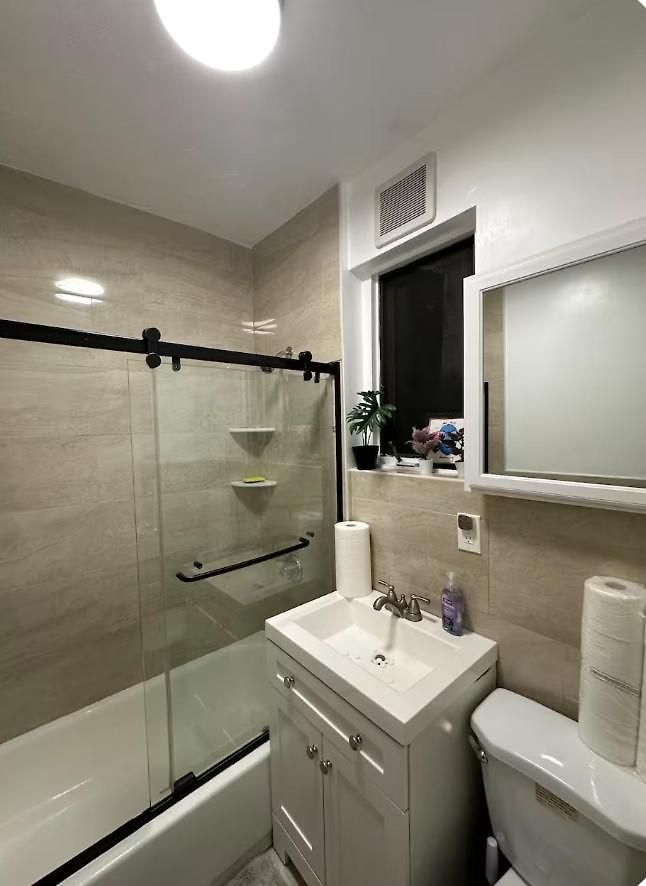 -no3b- Private In A Cozy - Steps To T Orange Line & Medical Center - South End Near Downtown Homestay *