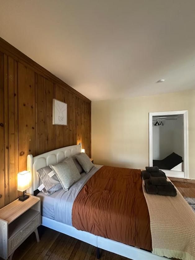 -no68- Fancy In A House - Steps To College & Line At Brighton Homestay