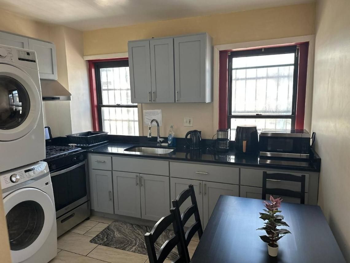 Homestay -no3a- Private In A Cozy - Steps To T Orange Line & Medical Center - South End Near Downtown