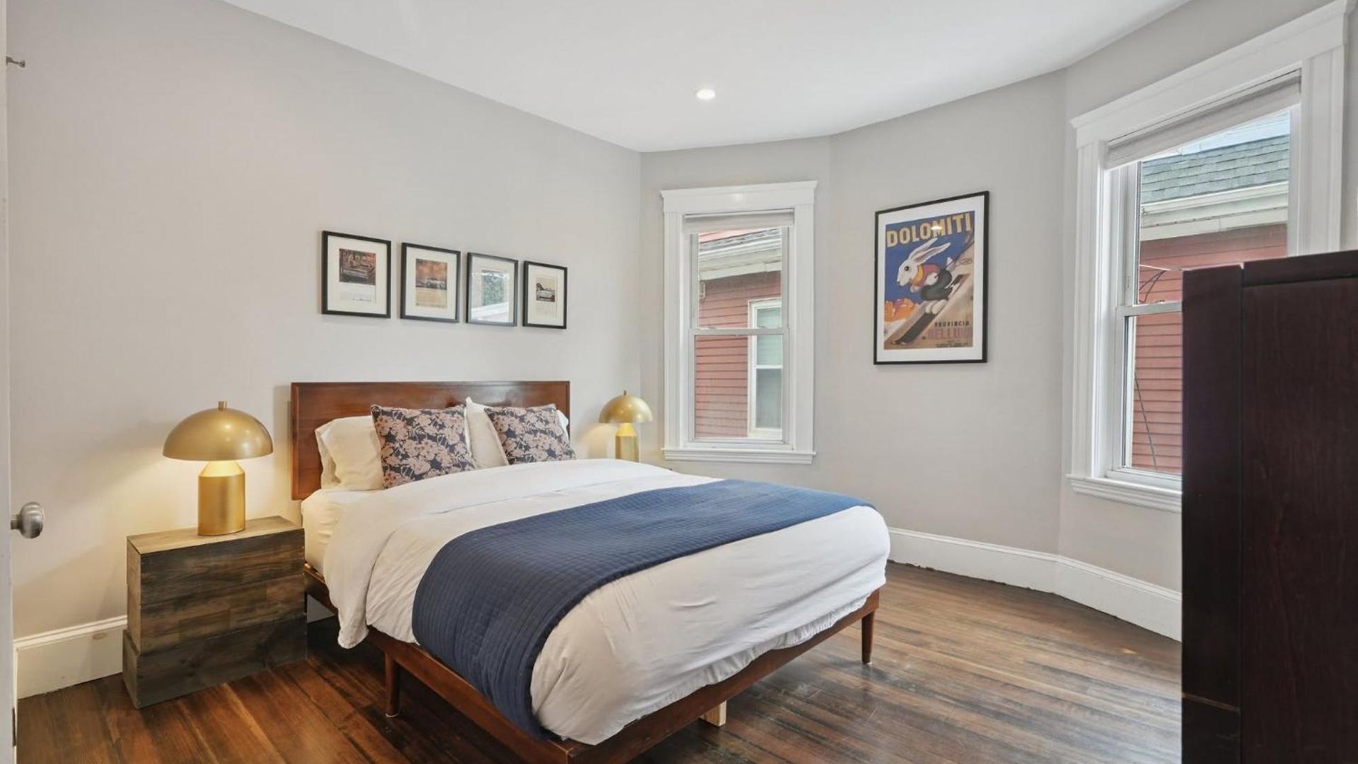 Contemporary Duplex Near The T *