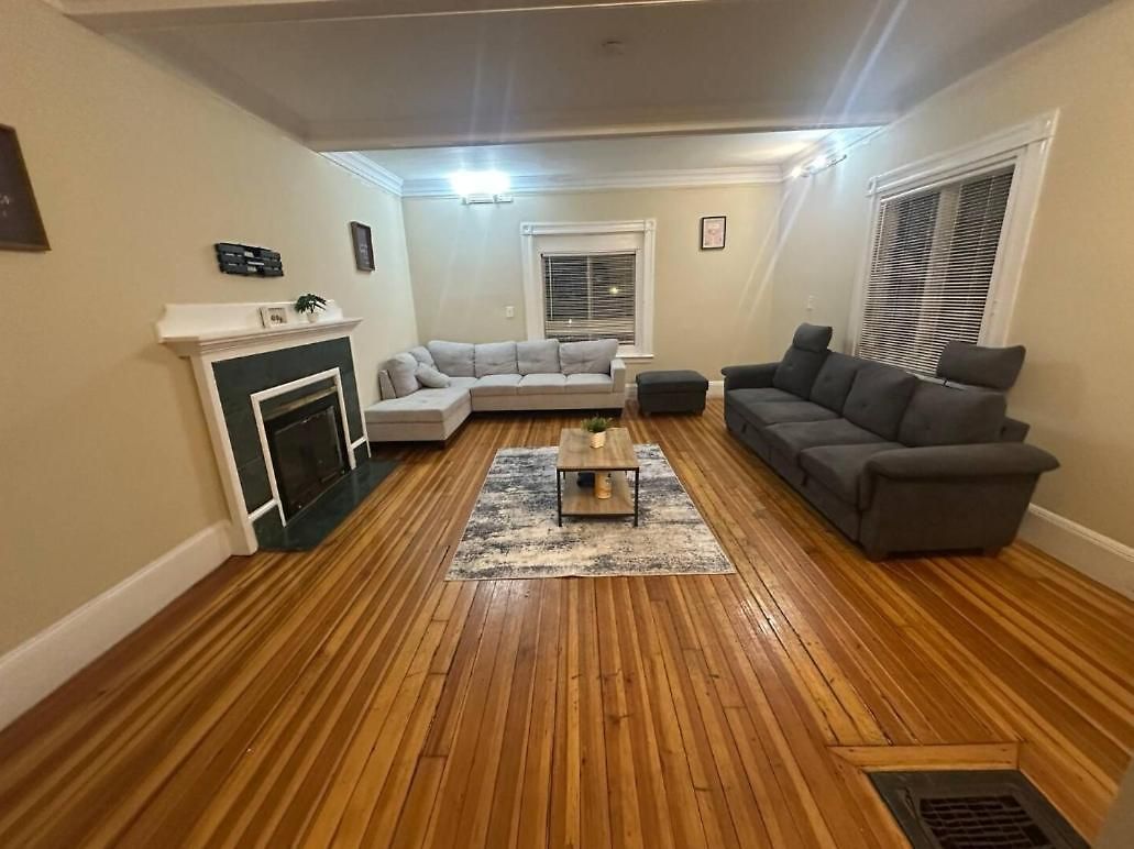 Homestay -no68- Fancy In A House - Steps To College & Line At Brighton *