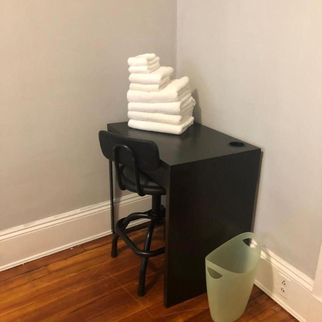 5br Near Line & Bc *
