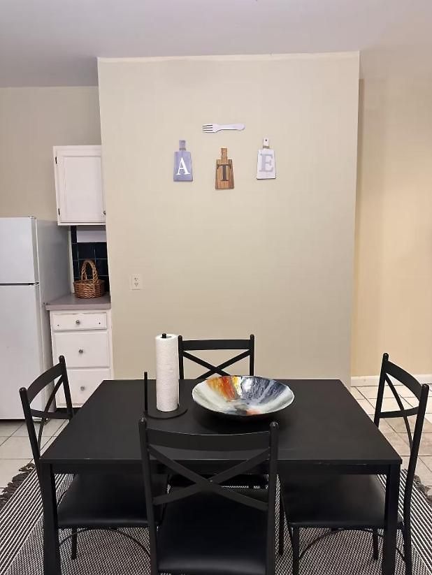 -no66- Fancy In A House - 2 Beds - Steps To College & Line At Brighton Guest house