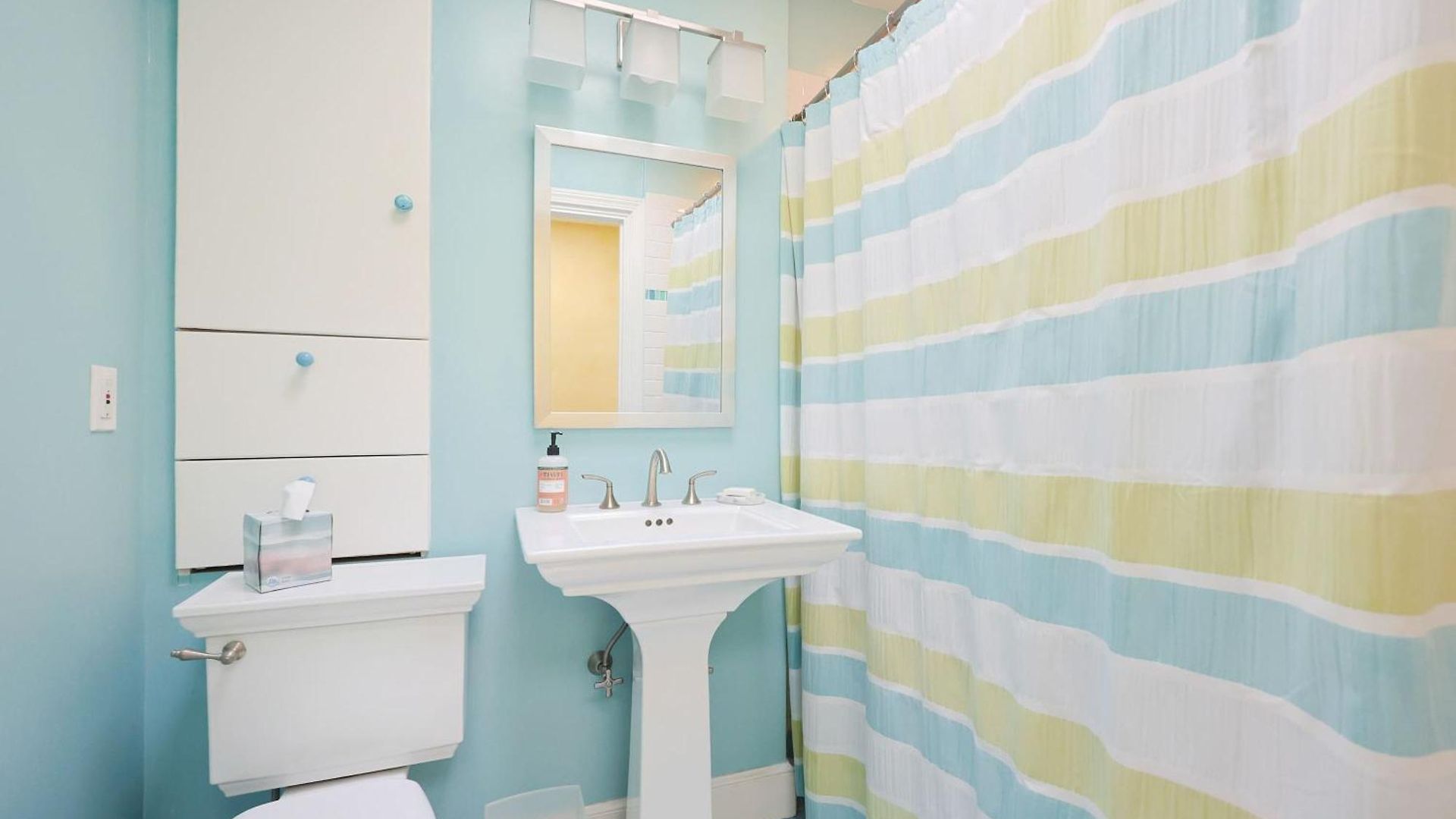 Holiday home Brownstone Stay, Includes Parking Boston